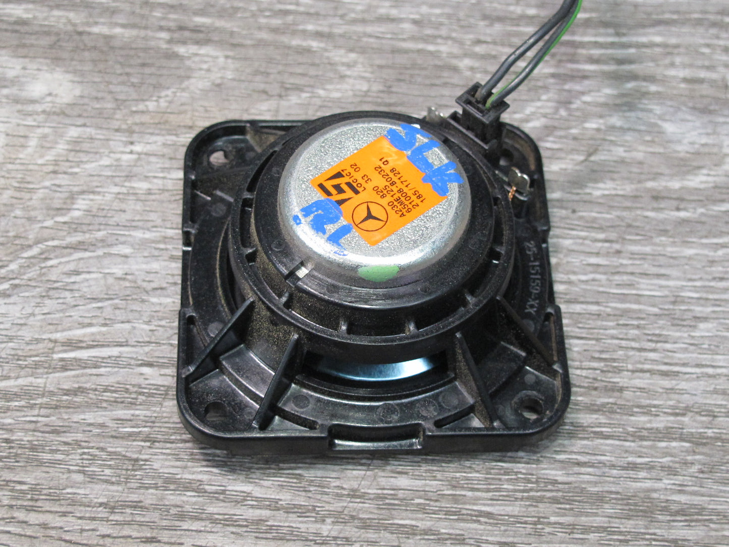 09-12 Mercedes R230 Sl-class Set of 2 Rear Left & Right LOGIC7 Speaker OEM