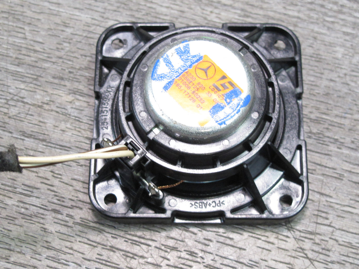 09-12 Mercedes R230 Sl-class Set of 2 Rear Left & Right LOGIC7 Speaker OEM