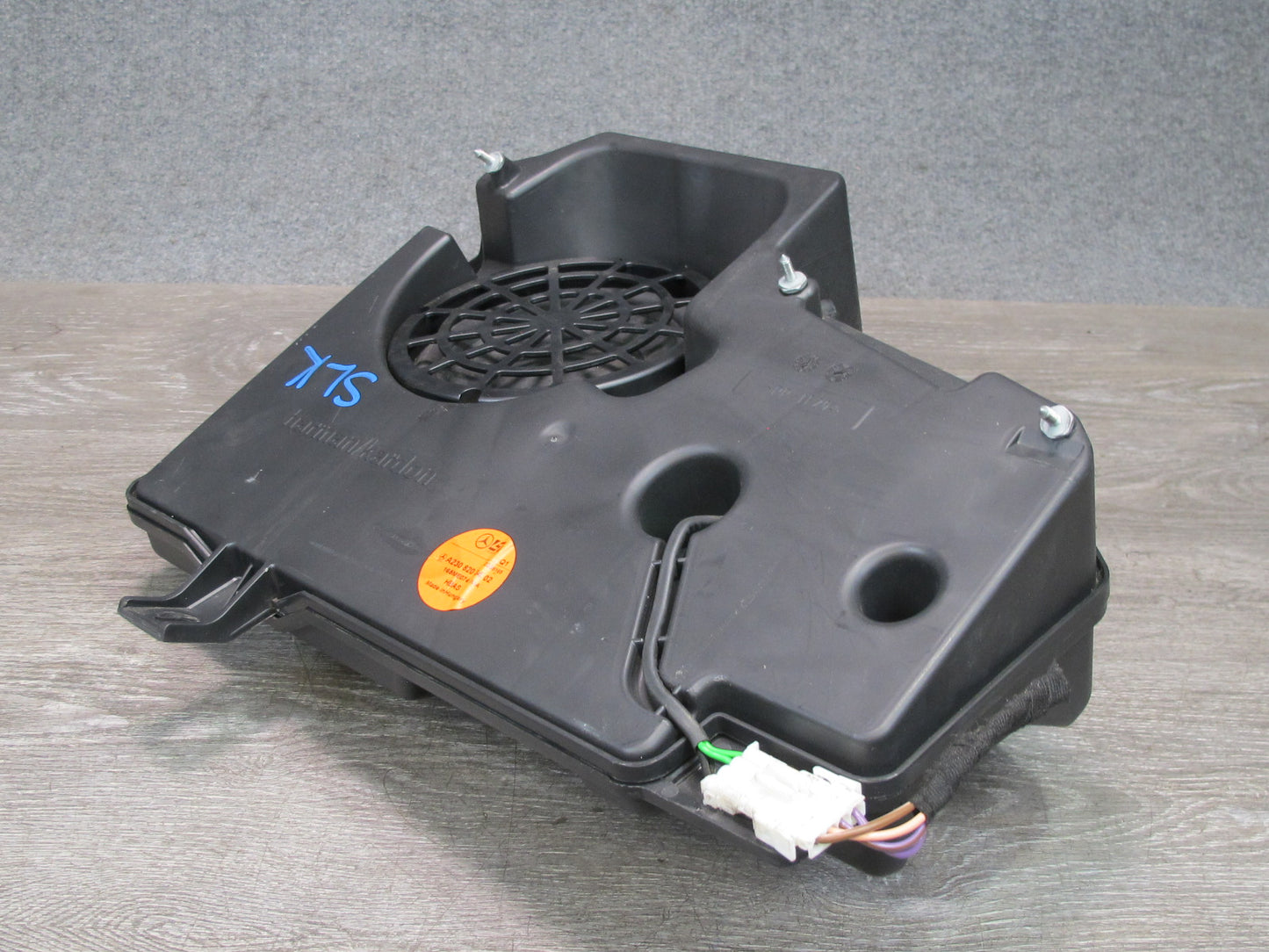 09-12 Mercedes R230 Sl-class Subwoofer Speaker 2308203402 OEM