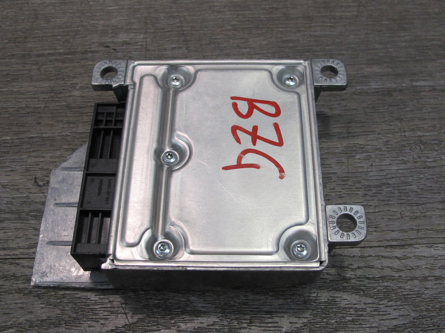 97-99 BMW Z3 E36 SRS AIRBAG SENSOR CONTROL MODULE 8374798 OEM