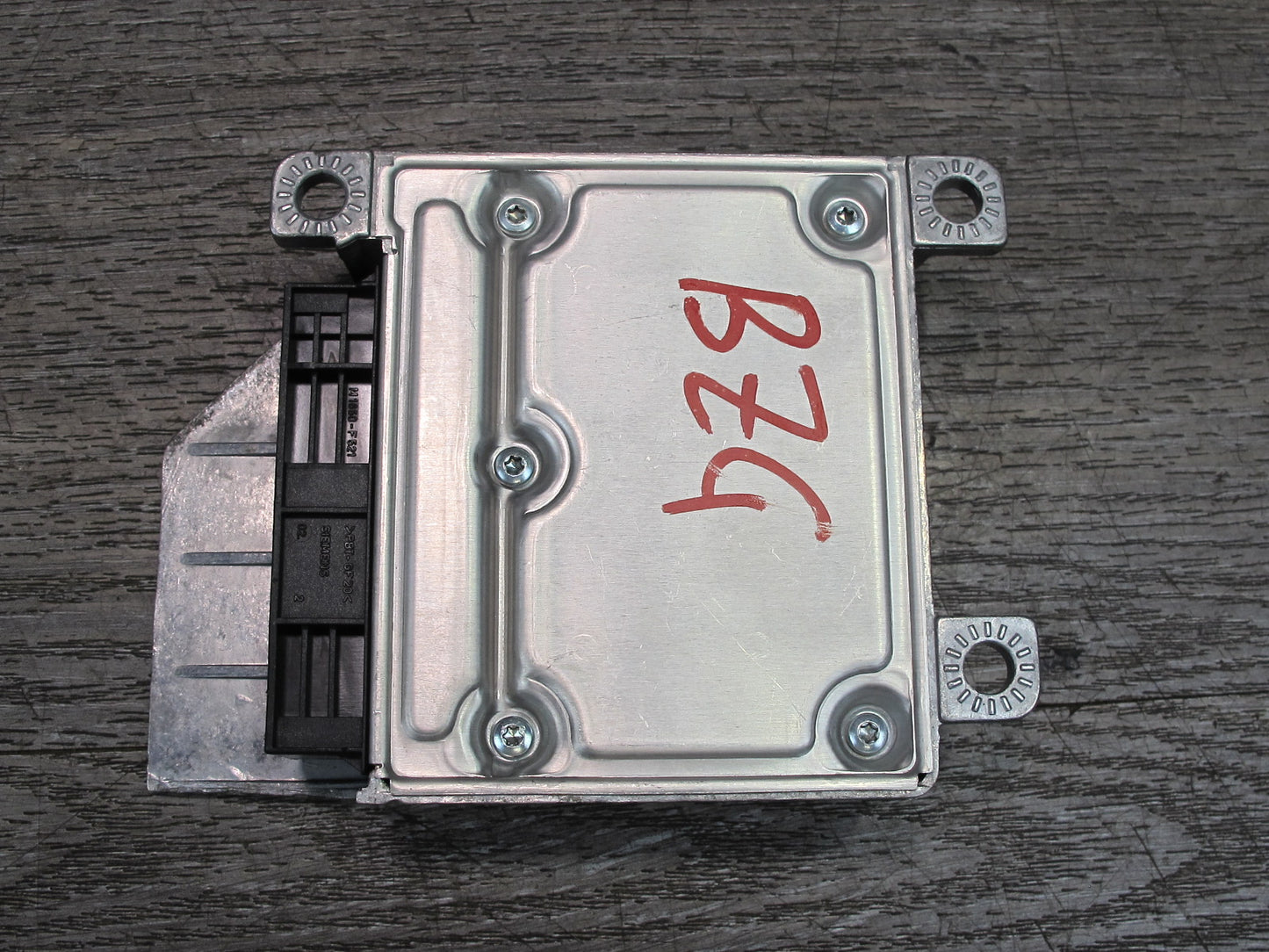 97-99 BMW Z3 E36 SRS AIRBAG SENSOR CONTROL MODULE 8374798 OEM