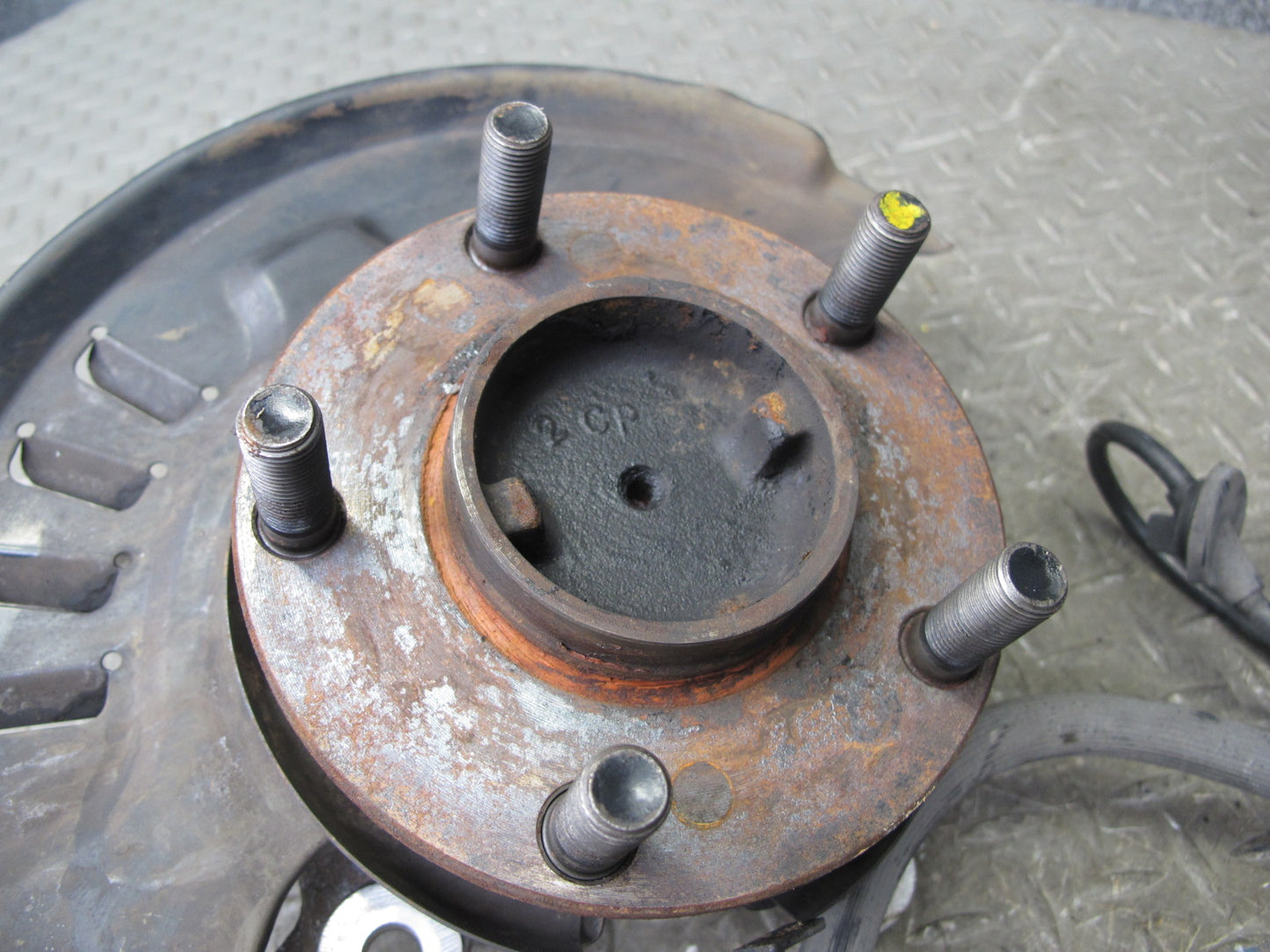 92-96 Nissan Z32 300ZX NA Front Left Spindle Knuckle Wheel Hub Bearing OEM