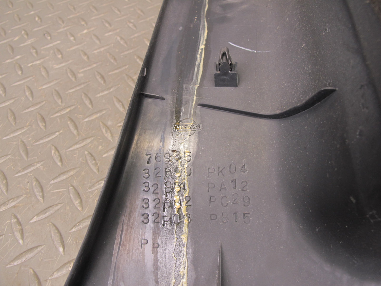 90-96 Nissan Z32 300ZX 2+2 Rear Left Quarter Window Upper Trim Cover Black OEM