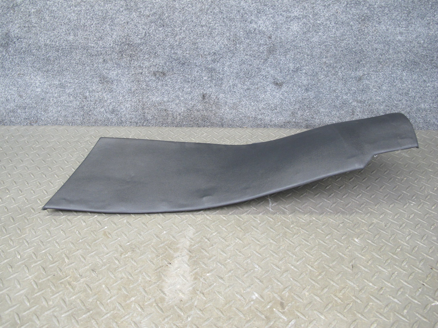 92-93 Nissan Z32 300ZX 2+2 Rear Right Quarter Lower Trim Cover Panel Black OEM