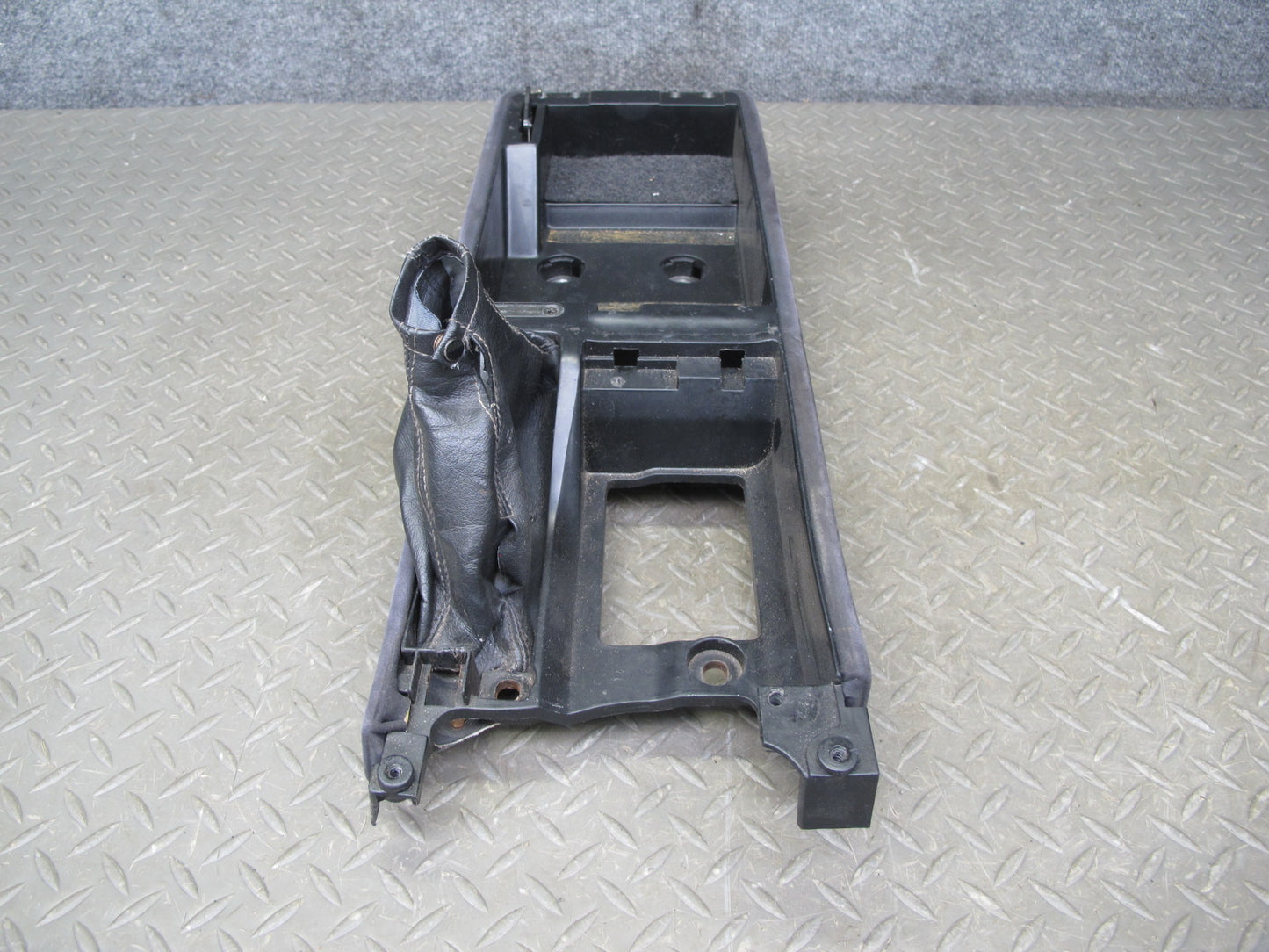 90-96 Nissan Z32 300ZX Coupe Center Console Trim Cover Panel OEM