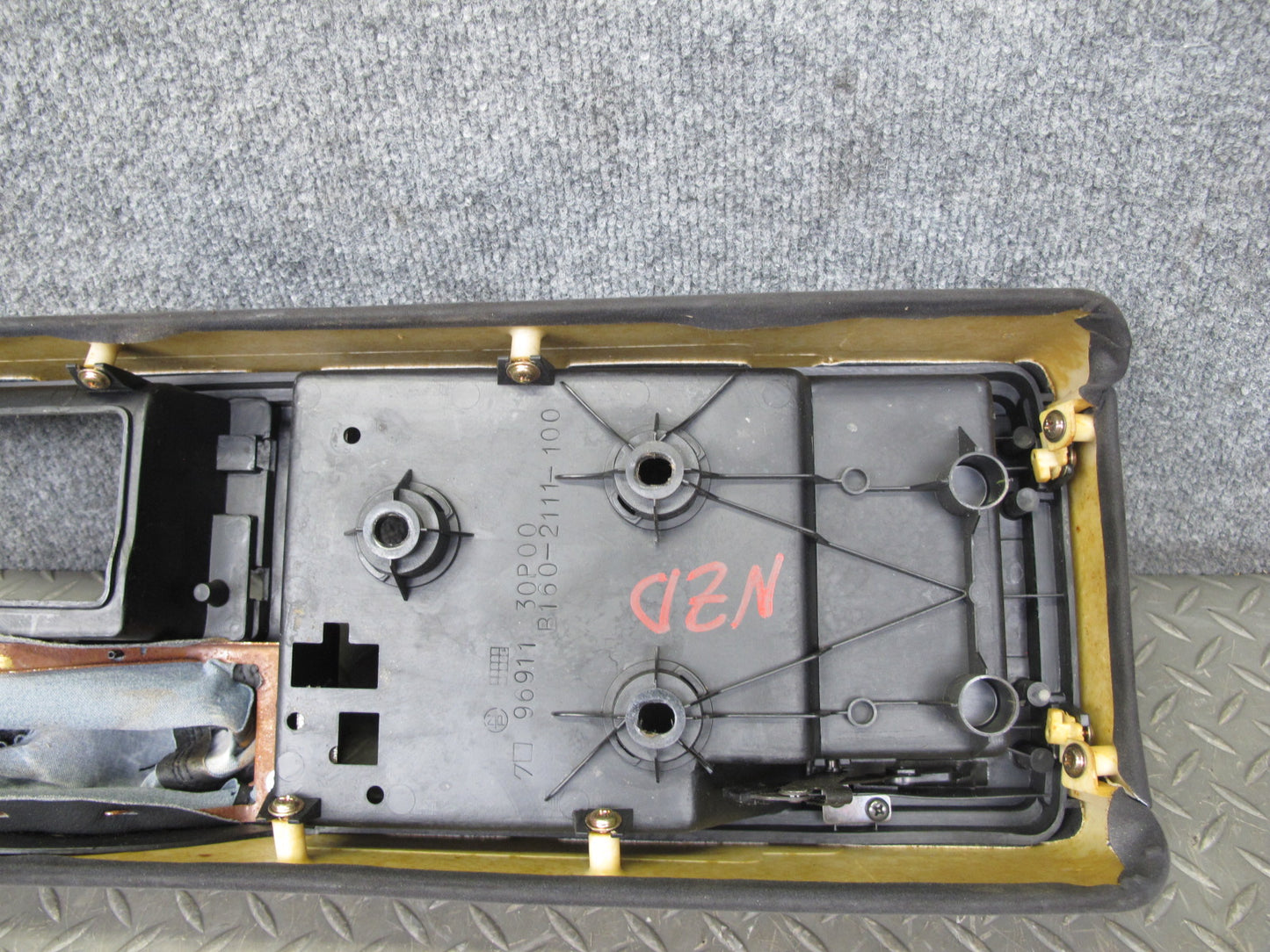 90-96 Nissan Z32 300ZX Coupe Center Console Trim Cover Panel OEM