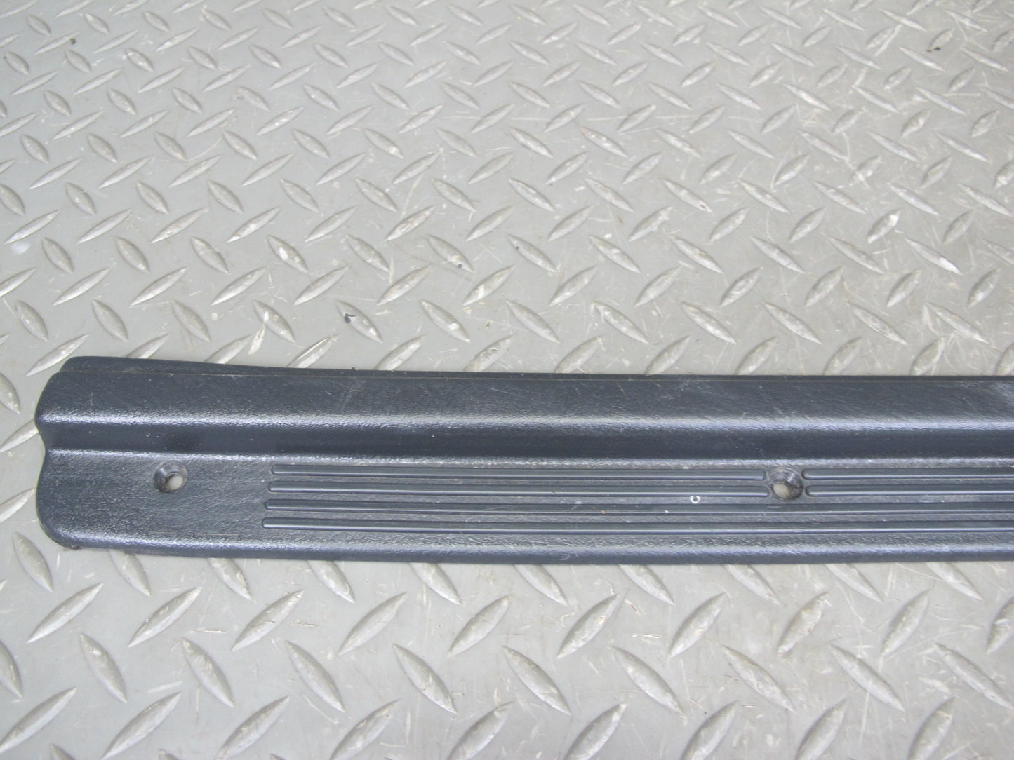 90-96 Nissan Z32 300ZX Coupe Left Driver Door Scuff Sill Plate Trim OEM