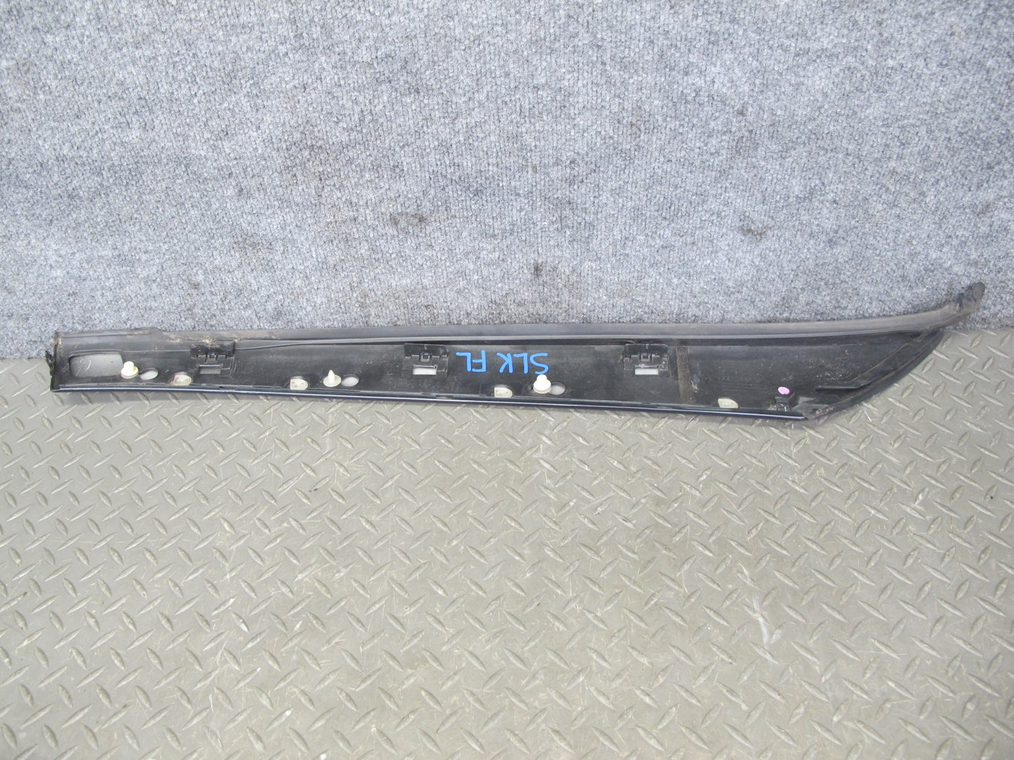 09-12 Mercedes R230 Sl-class Front Windshield A Pillar Trim Cover Panel Set OEM