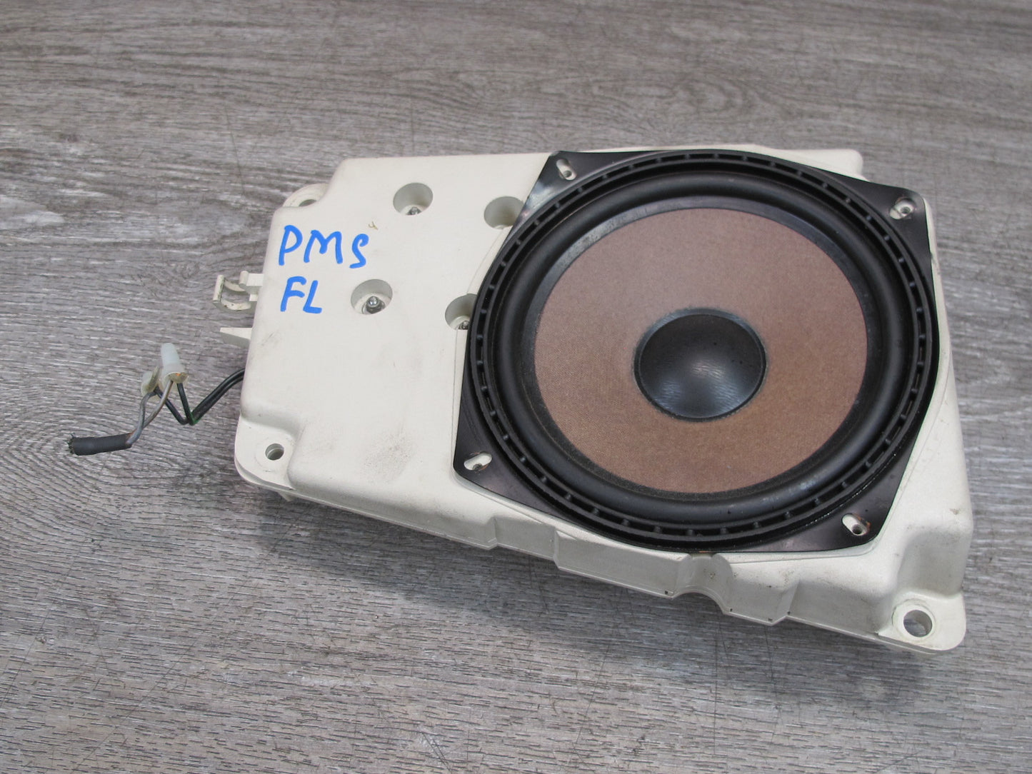 86-91 Mercedes C126 SEC Coupe Set of 2 Left & Right Door Speaker 1268201702 OEM