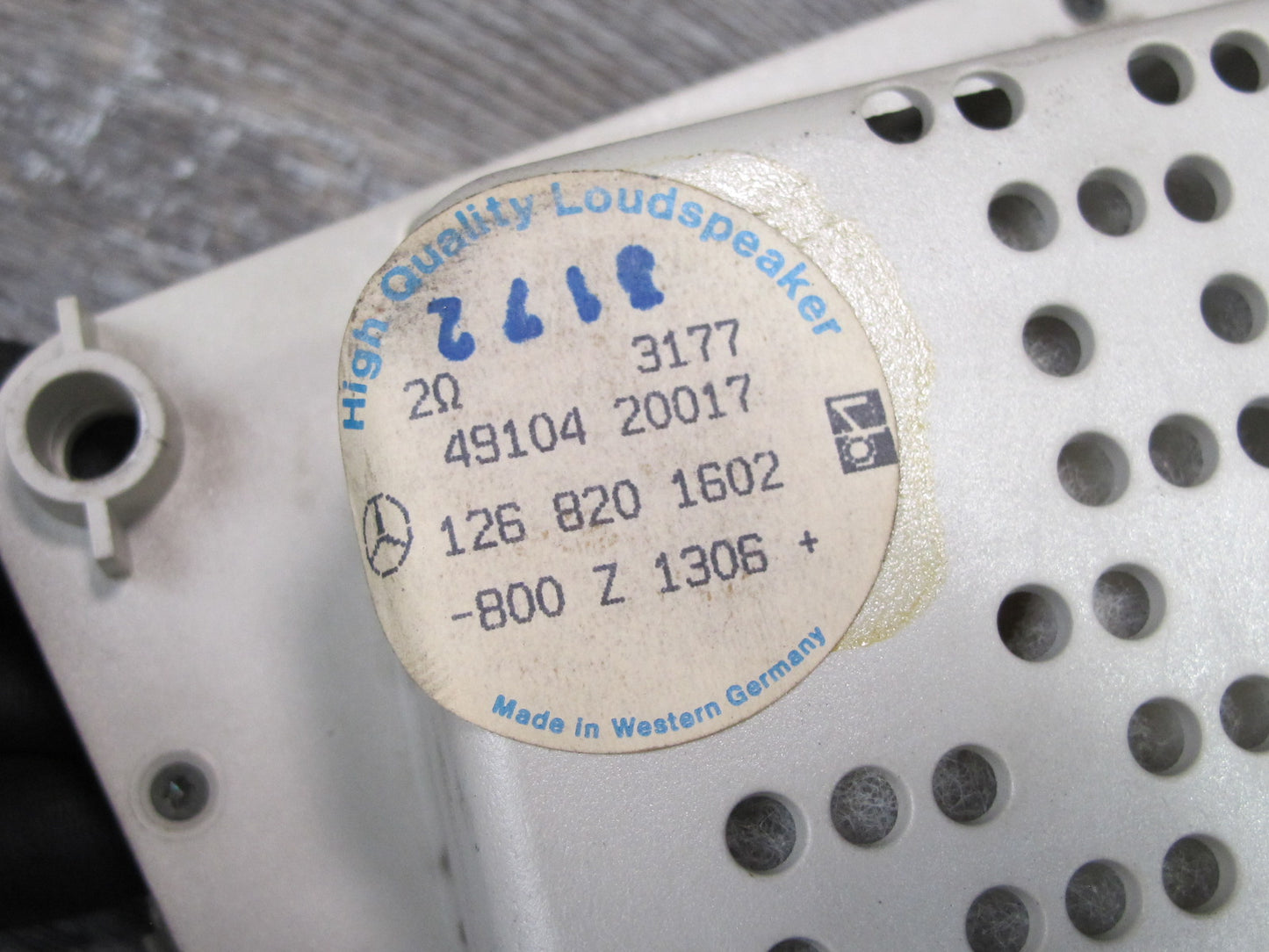 86-91 Mercedes C126 SEC Coupe Set of 2 Left & Right Door Speaker 1268201702 OEM