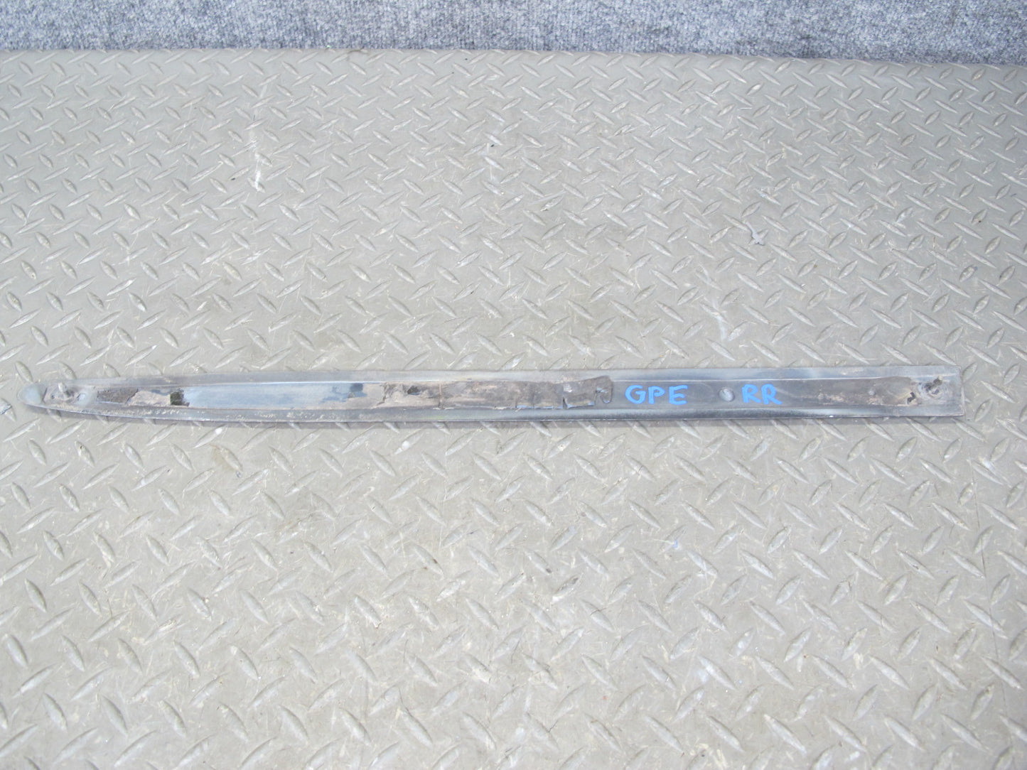 1983-1995 Porsche 928 S Right Fender Door Quarter Body Molding Panel Set Gray
