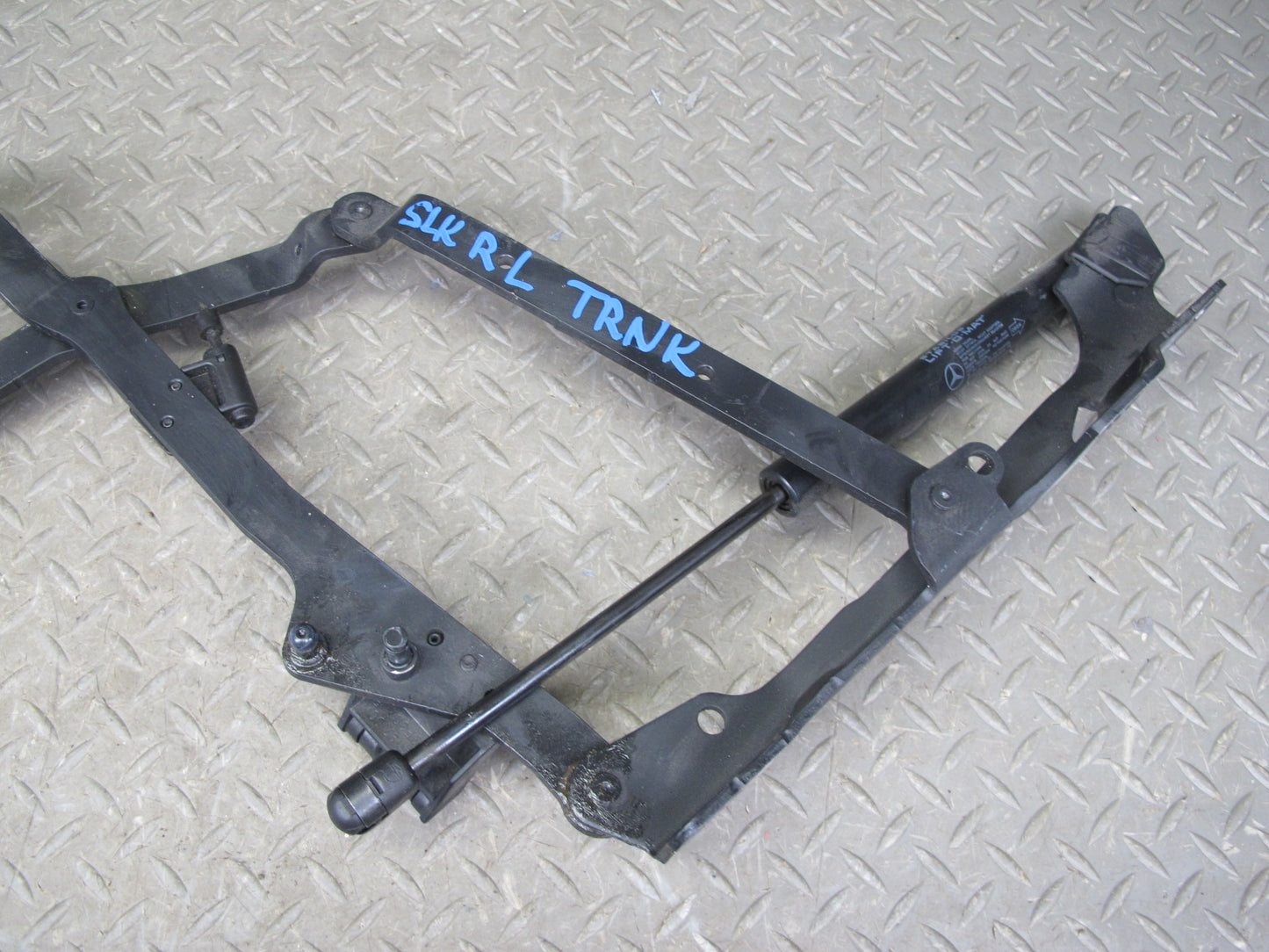 07-12 Mercedes R230 Sl-class Rear Trunk Lid Left & Right Hinge w Support Set OEM