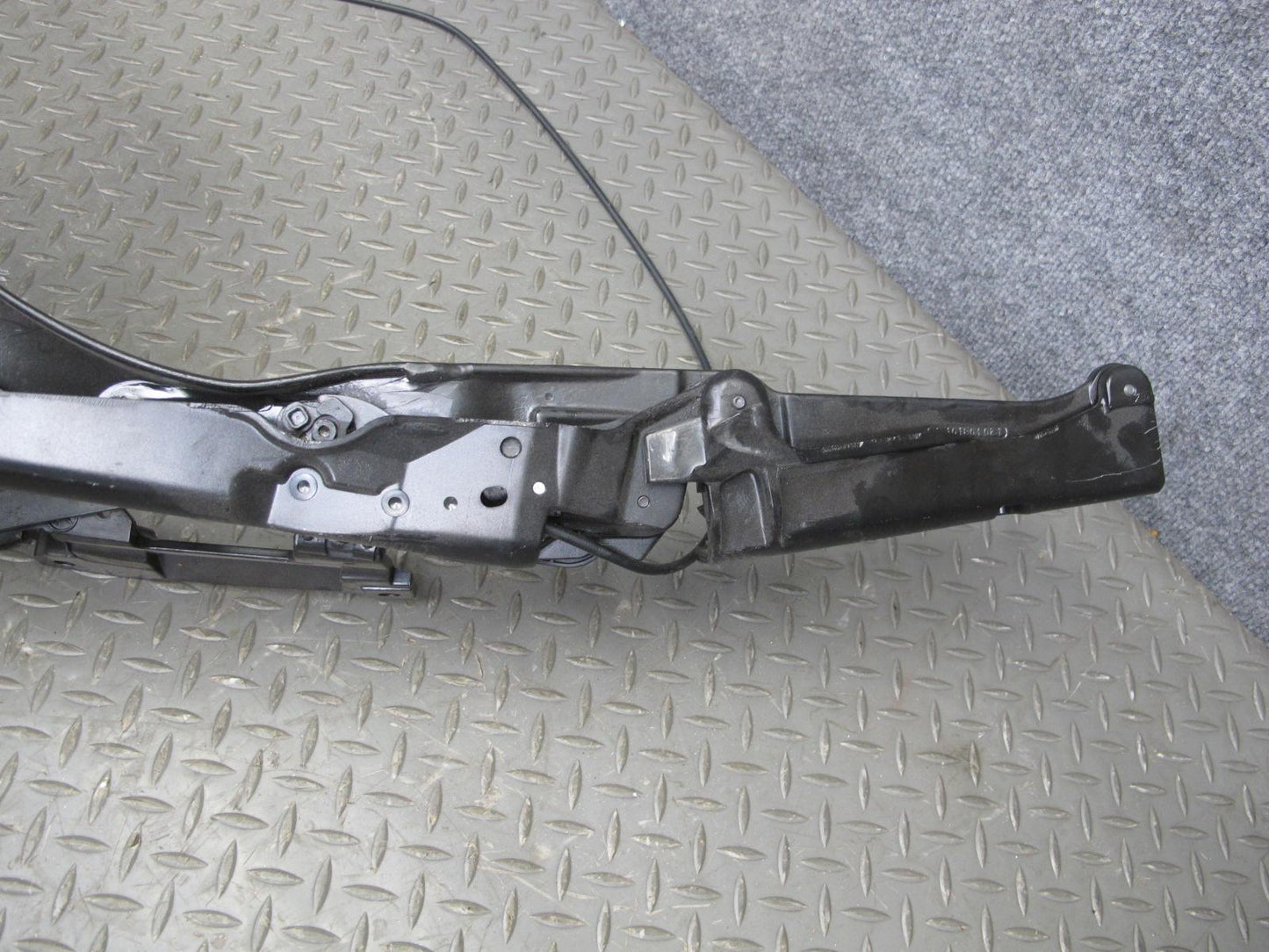 09-12 Mercedes R230 Sl-class Convertible Set of 2 Hard TOP Roof Hinge OEM