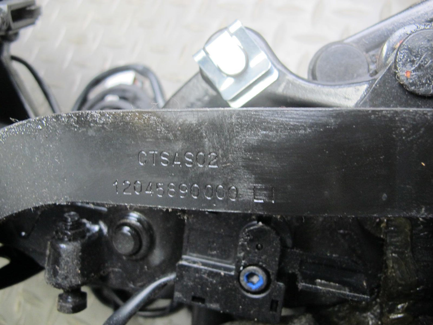 09-12 Mercedes R230 Sl-class Convertible Set of 2 Hard TOP Roof Hinge OEM