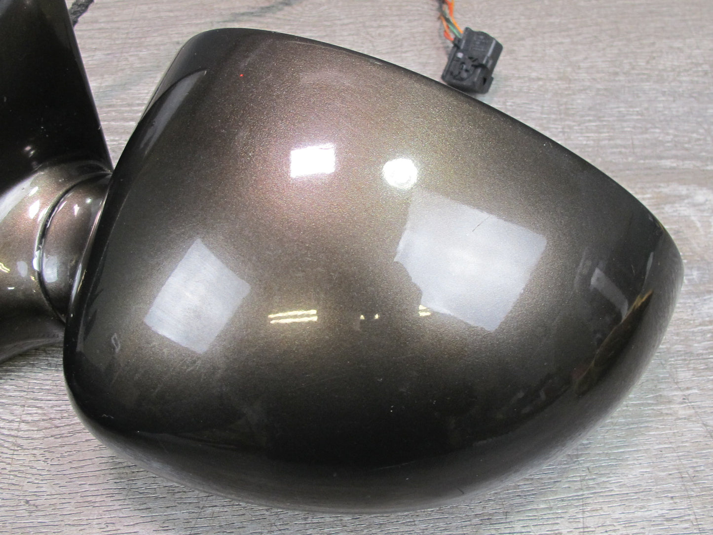 2001-2006 BMW E46 M3 Left Door Side View Heated Mirror Glass Discoloration