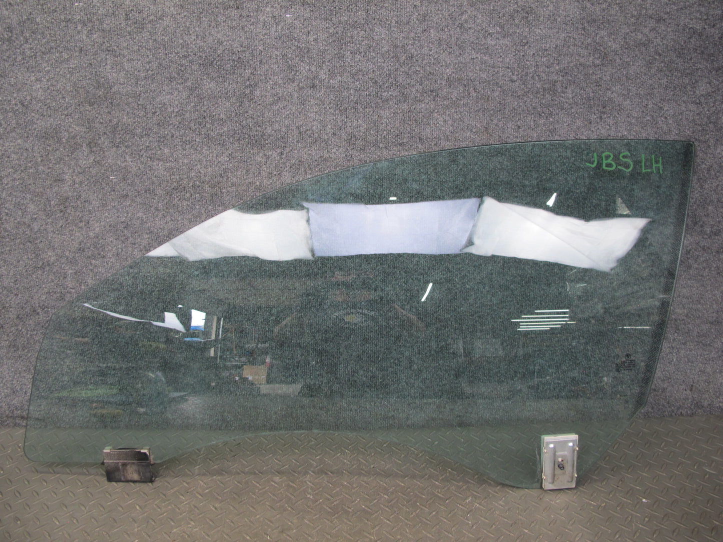 2006-2010 BMW E64 6-SERIES Convertible Left Door Glass Window