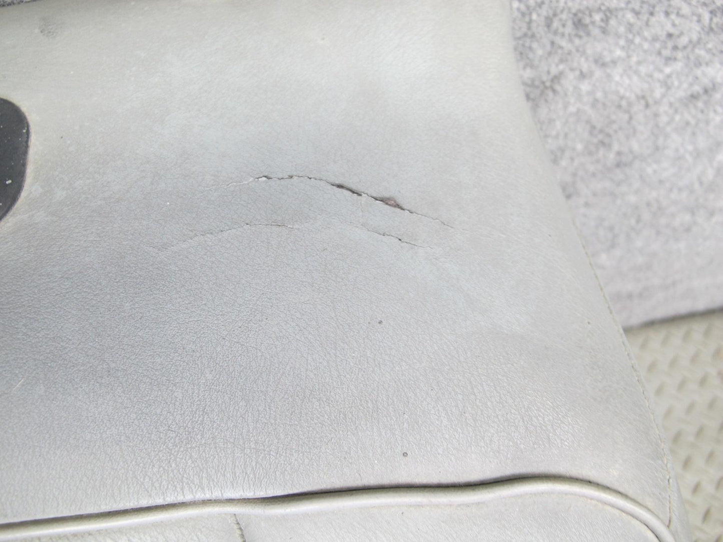 89-91 Mercedes W126 C126 Coupe Rear Right Seat Upper Leather Cushion Gray OEM