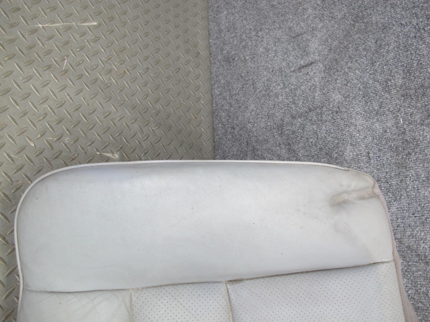 89-91 Mercedes W126 C126 Coupe Rear Left Seat Lower Leather Cushion Gray OEM