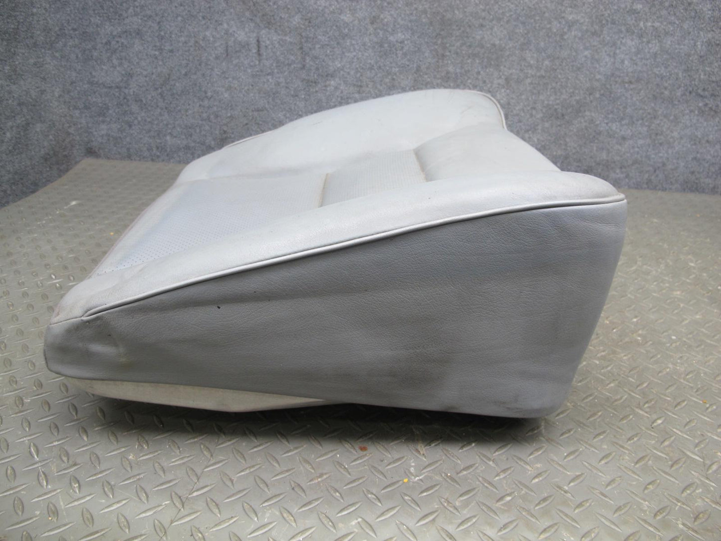 89-91 Mercedes W126 C126 Coupe Rear Left Seat Lower Leather Cushion Gray OEM