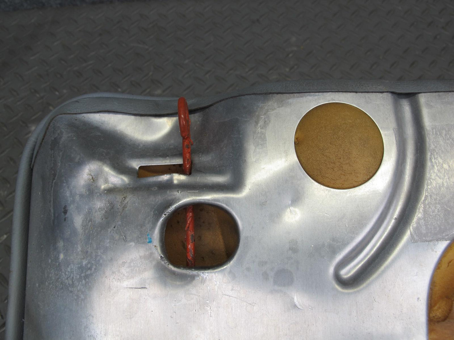 89-91 Mercedes W126 C126 Coupe Rear Left Seat Lower Leather Cushion Gray OEM