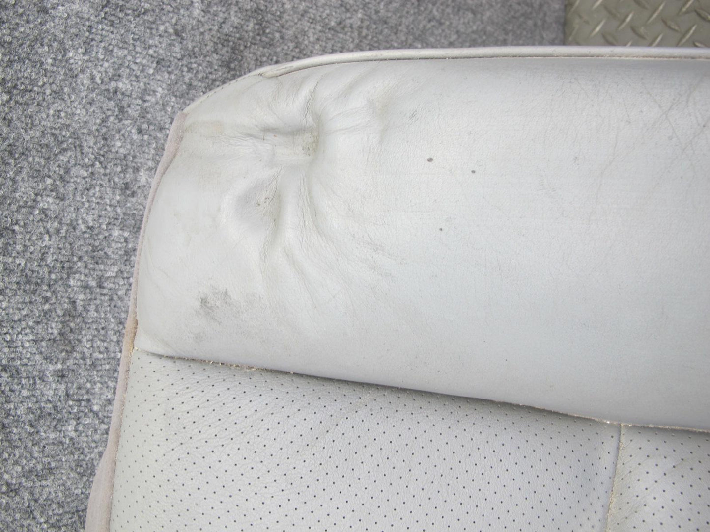 89-91 Mercedes W126 C126 Coupe Rear Right Seat Lower Leather Cushion OEM