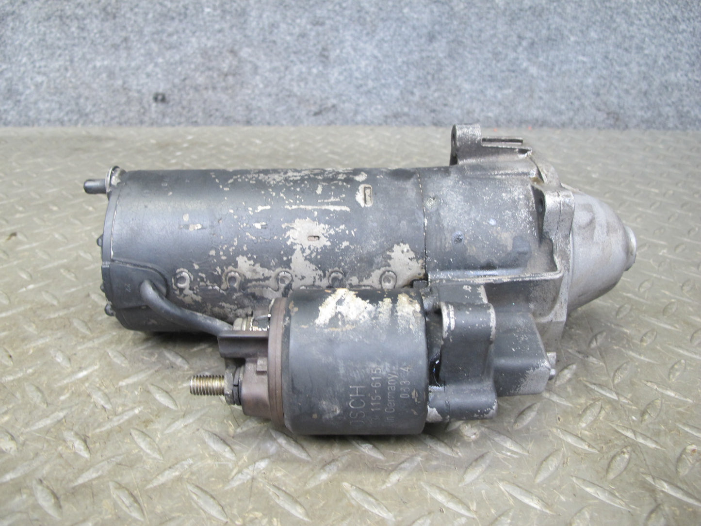 88-91 Mercedes W126 C126 560SEC 560SEL Engine Starter Motor  OEM