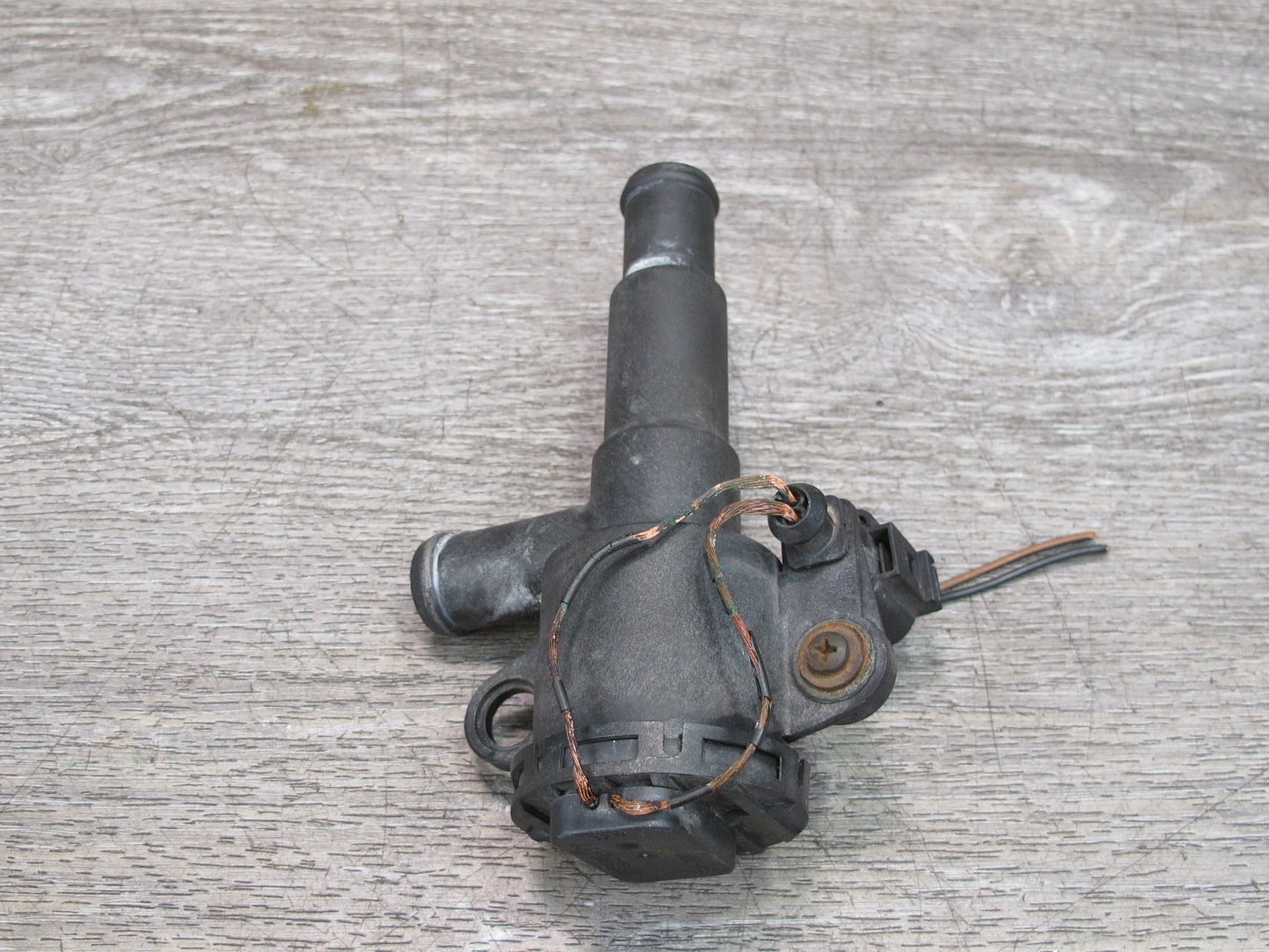 01-03 VW Eurovan T4 2.8L Thermostat Housing Coolant Pipe OEM