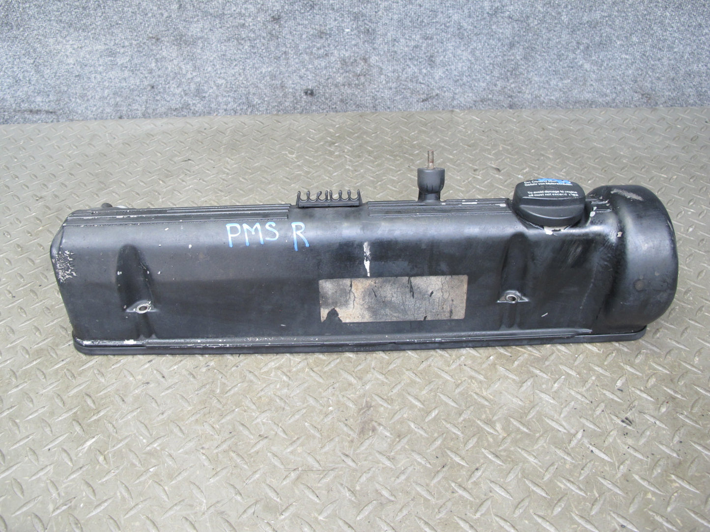86-91 Mercedes W126 560SEC 560SEL Right Cylinder Head Valve Cover OEM