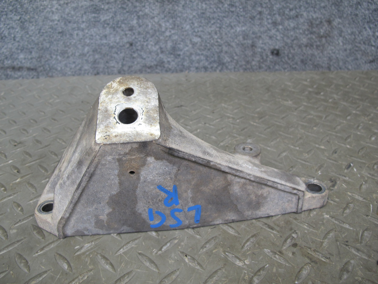 01-06 Lexus LS430 UCF30L Set of 2 Front Left & Right Engine Motor Mount OEM
