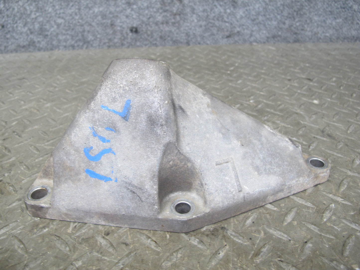 01-06 Lexus LS430 UCF30L Set of 2 Front Left & Right Engine Motor Mount OEM