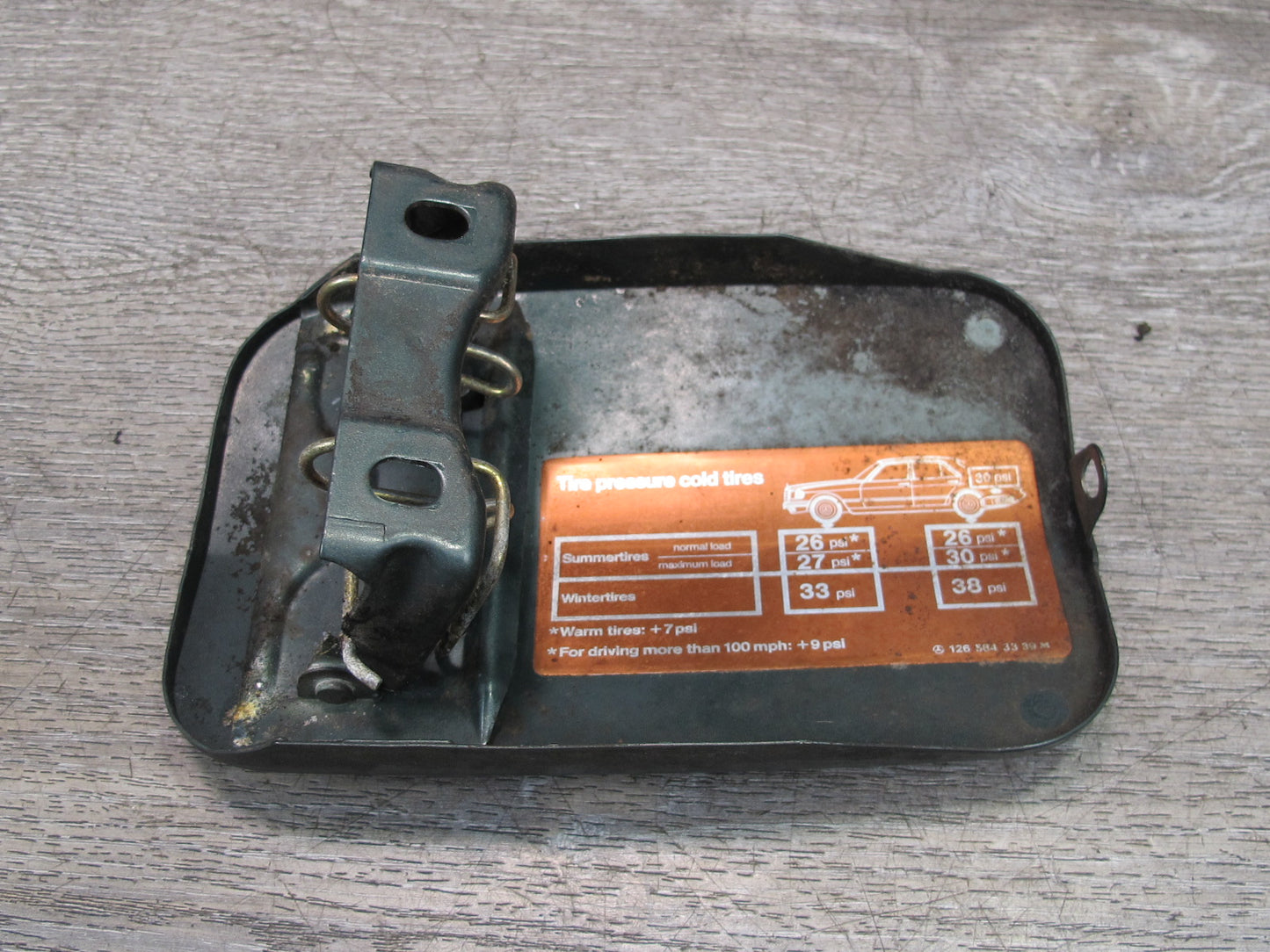 86-91 Mercedes W126 Fuel Tank Filler Door Lid Cover OEM