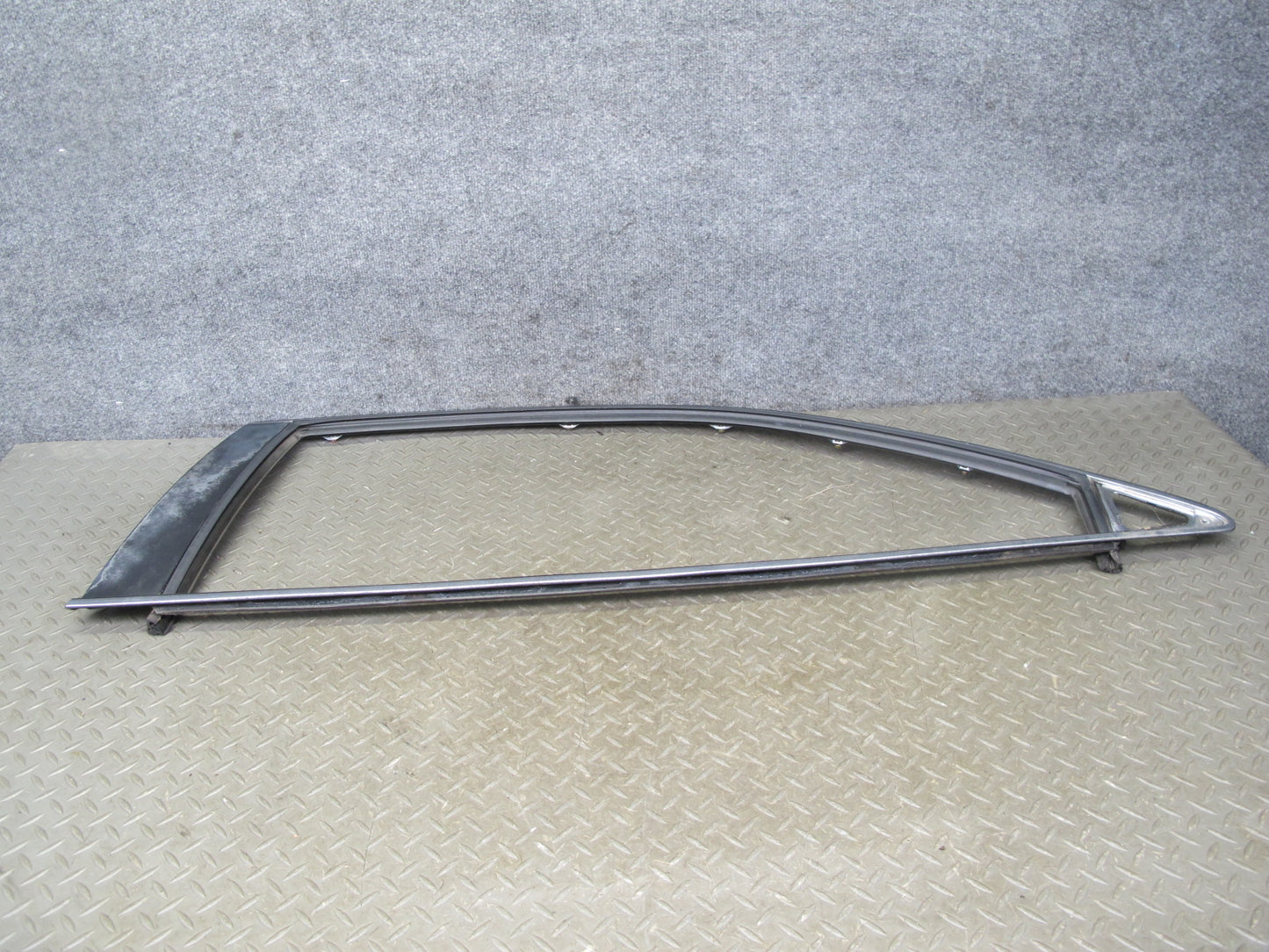 92-00 Lexus SC300 SC400 UZZ30L Right Pass Door Window Frame Trim Molding OEM
