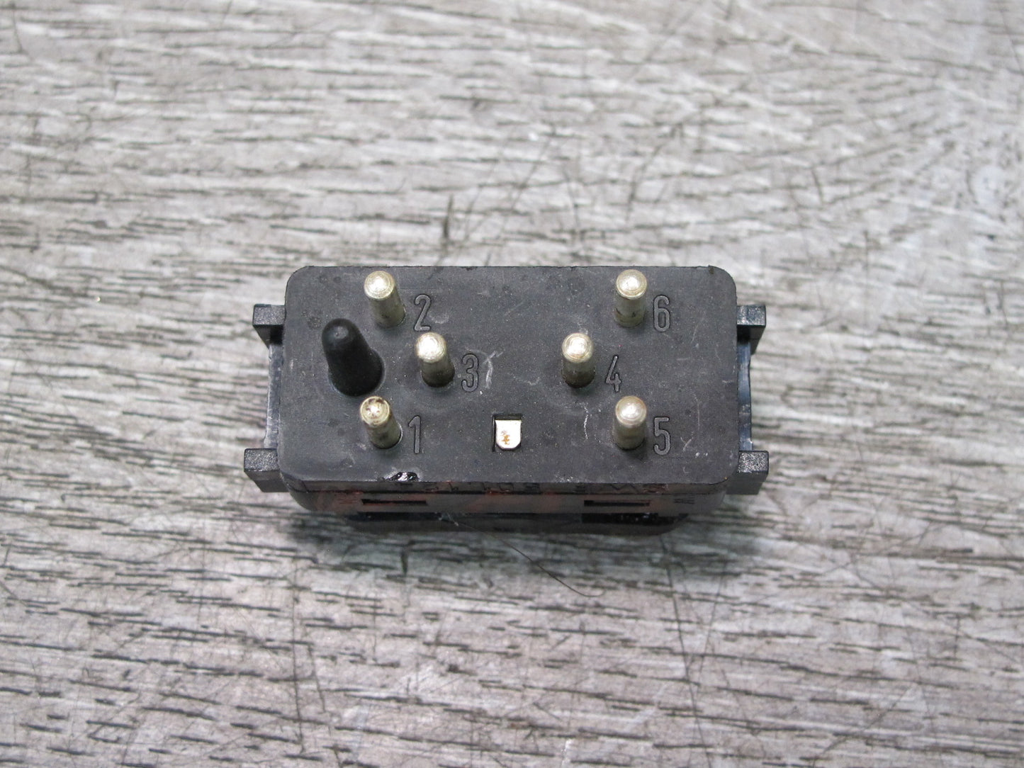 86-91 Mercedes W126 C126 Heated Seat Button Switch 1248200210 OEM