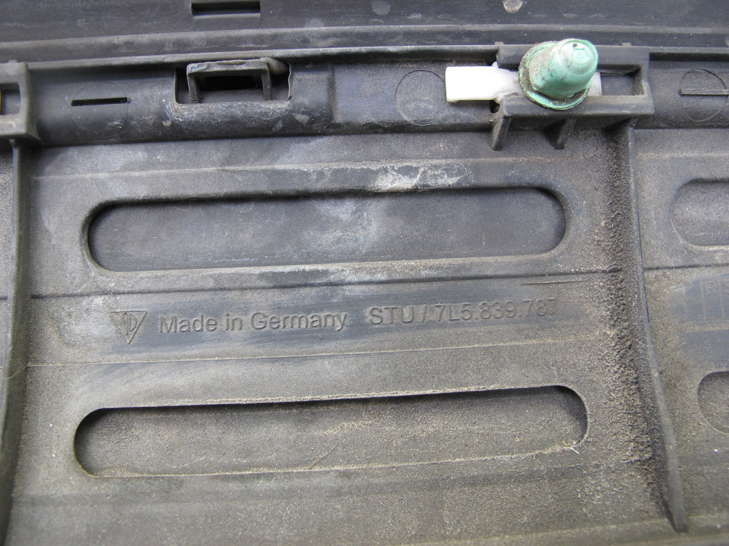 2003-2010 Porsche Cayenne 957 Rear Left Side Lower Door Molding Trim Panel