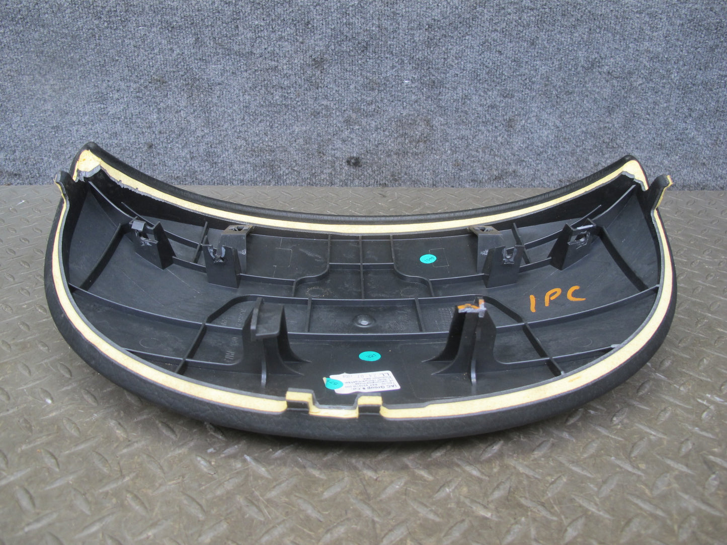 2003-2010 Porsche Cayenne 957 Instrument Cluster Speedometer Dash Trim Panel