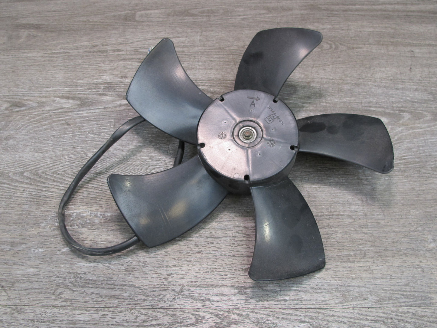 03-09 Nissan 350Z Z33 Radiator Cooling 5-BLADE Left Fan Motor OEM