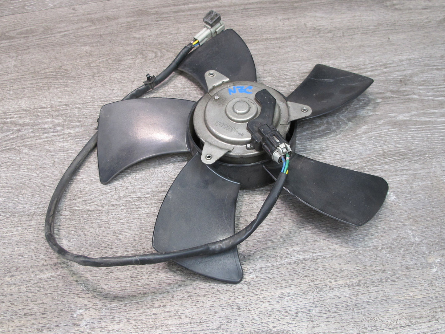 03-09 Nissan 350Z Z33 Radiator Cooling 5-BLADE Left Fan Motor OEM