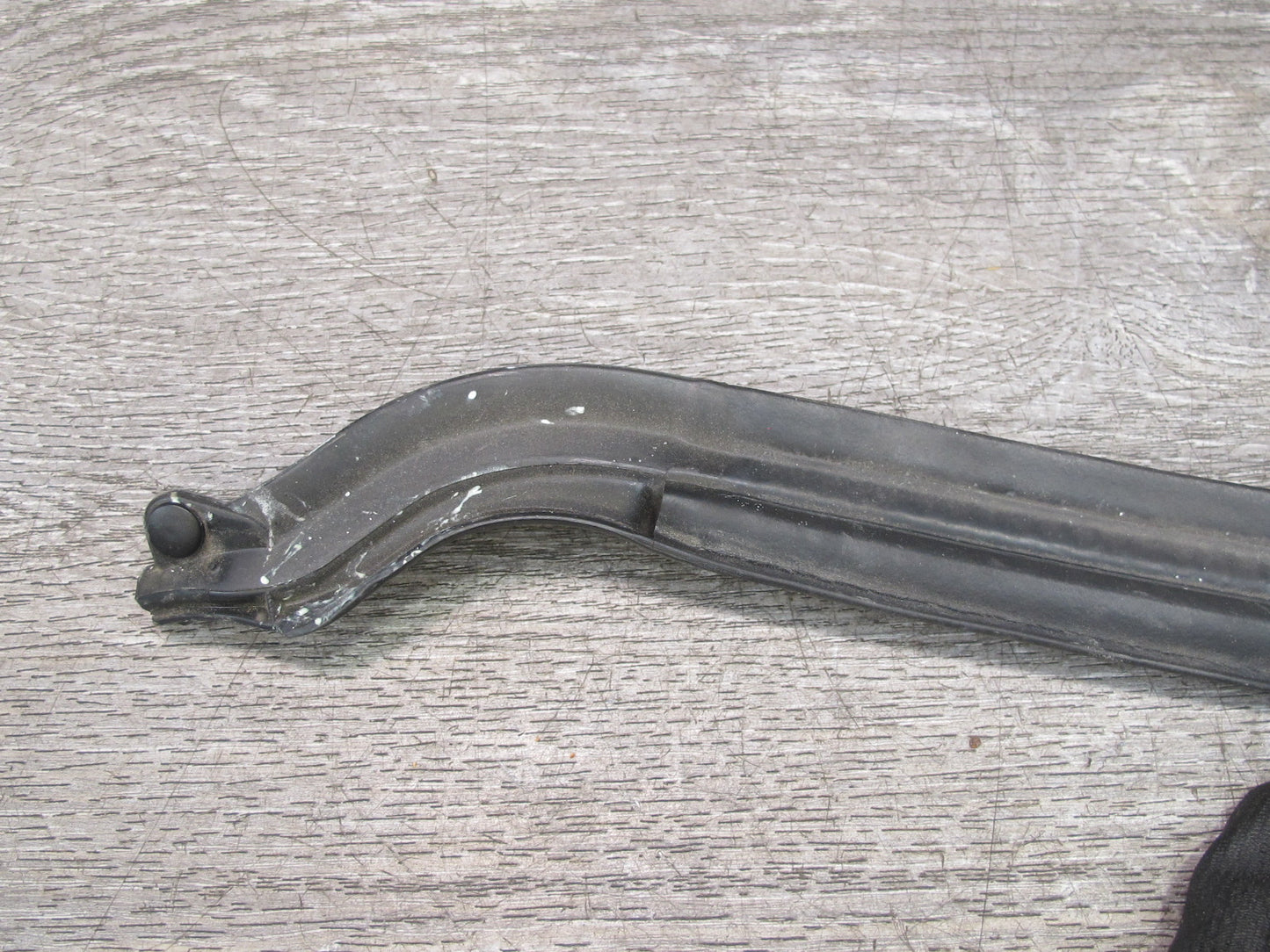 04-09 Nissan 350Z Z33 Convertible TOP Roof Weatherstrip Seal Gasket OEM