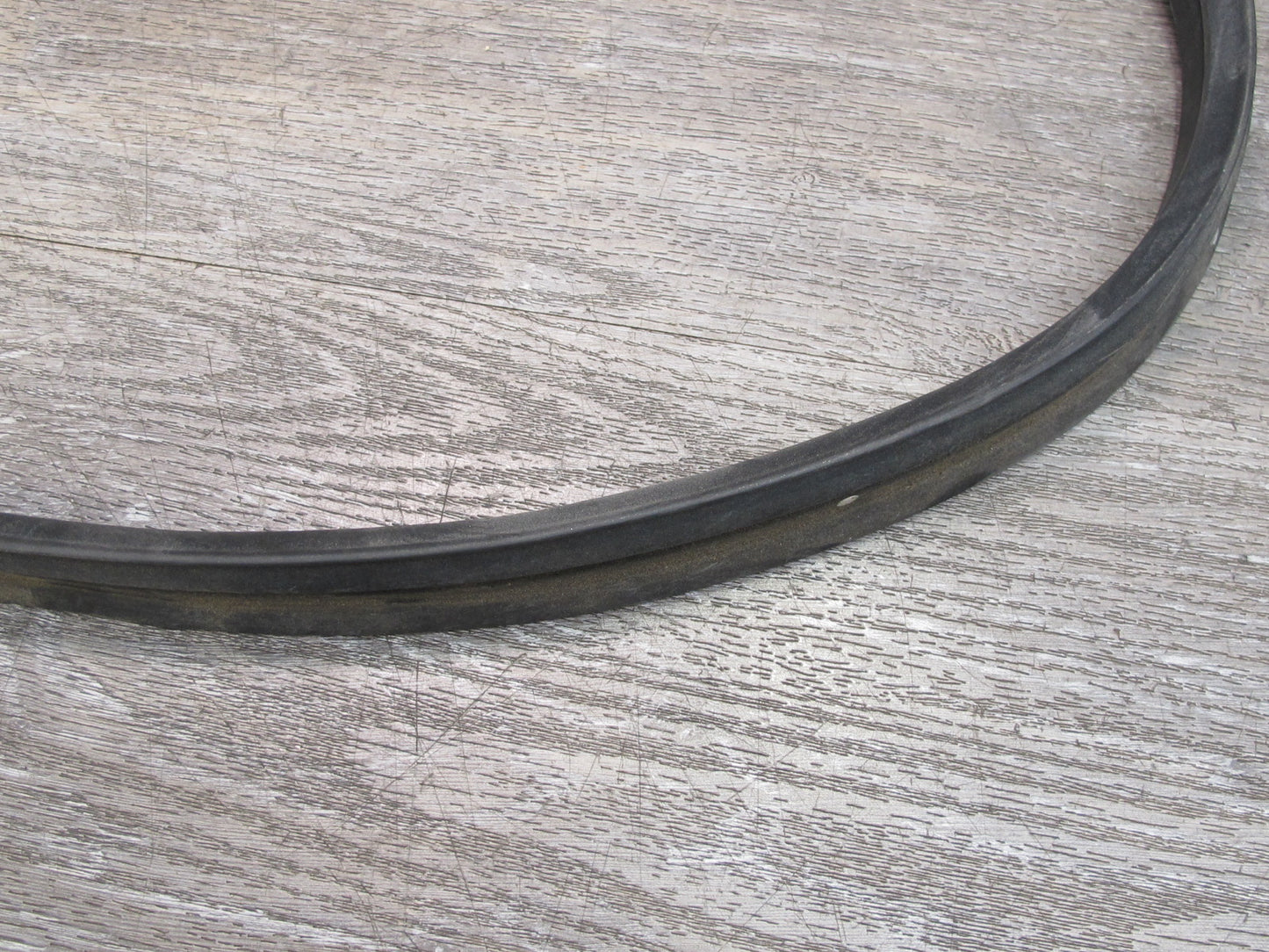 04-09 Nissan 350Z Z33 Convertible TOP Roof Weatherstrip Seal Gasket OEM