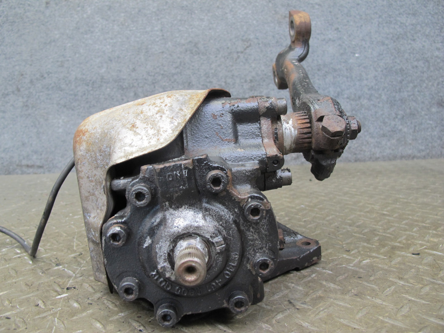 94-99 Mercedes W140 Power Steering Gearbox Gear Box OEM