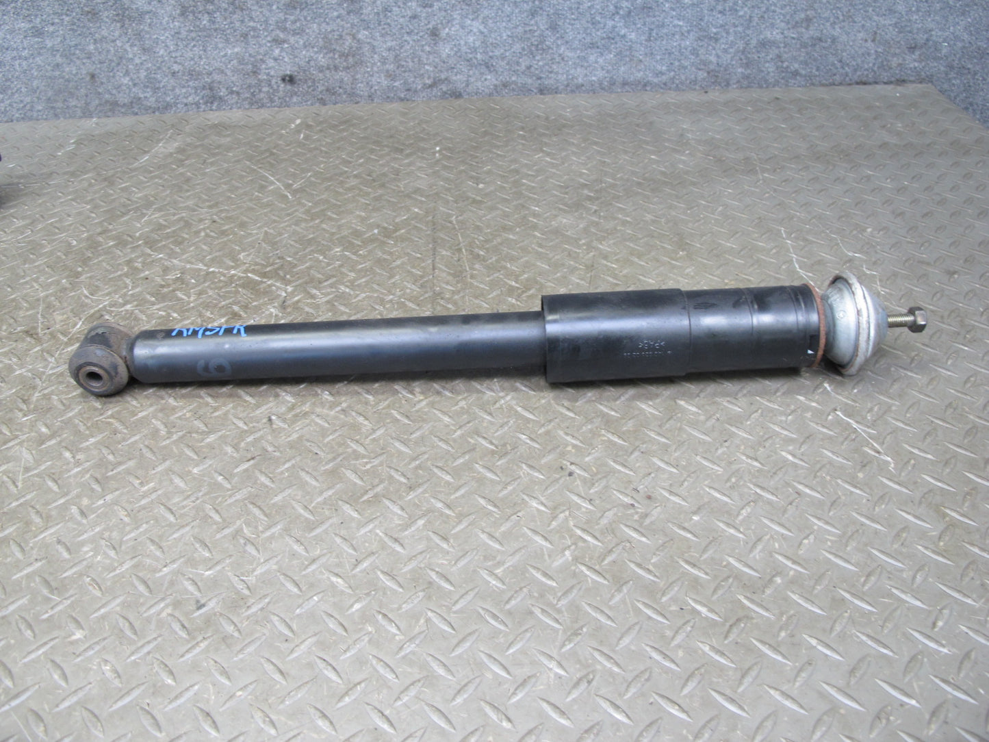 94-99 Mercedes W140 Set of 2 Front Left & Right Strut Shock Absorber OEM