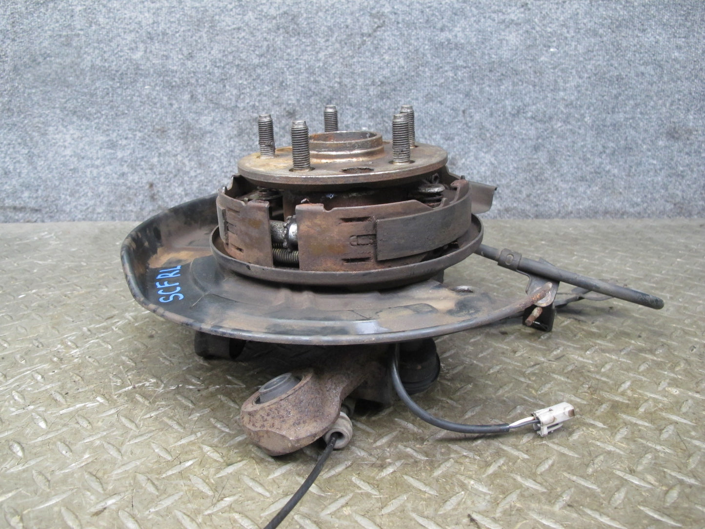92-00 Lexus UZZ30L SC300 SC400 RWD Rear Left Spindle Knuckle Wheel Hub OEM