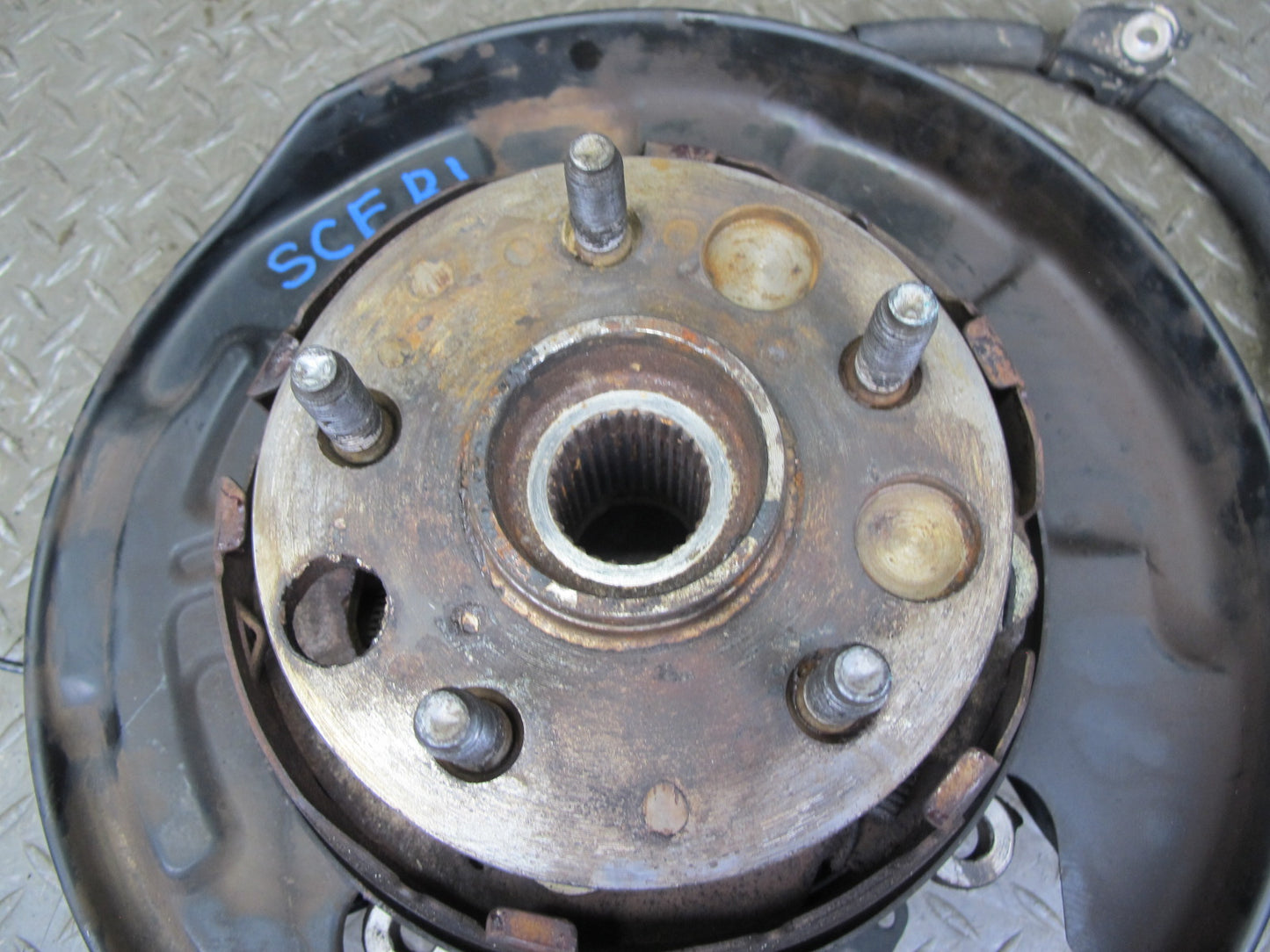 92-00 Lexus UZZ30L SC300 SC400 RWD Rear Left Spindle Knuckle Wheel Hub OEM