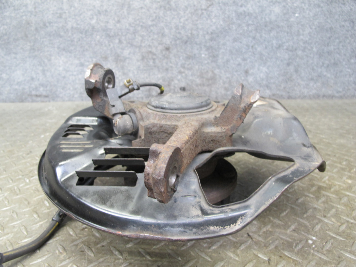 92-00 Lexus UZZ30L SC300 SC400 RWD Front Right Spindle Knuckle Wheel Hub OEM
