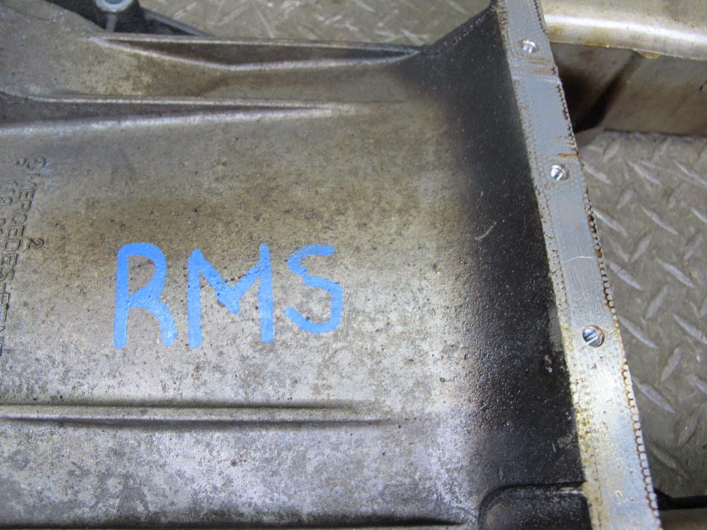 94-99 Mercedes W140 S500 M119 Engine Upper Oil Pan 1190141602 OEM
