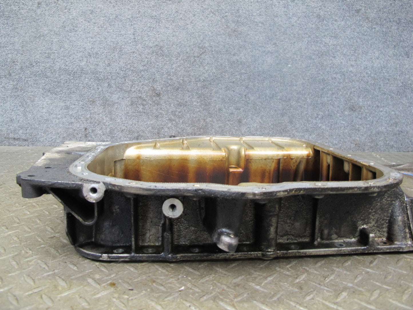 94-99 Mercedes W140 S500 M119 Engine Upper Oil Pan 1190141602 OEM