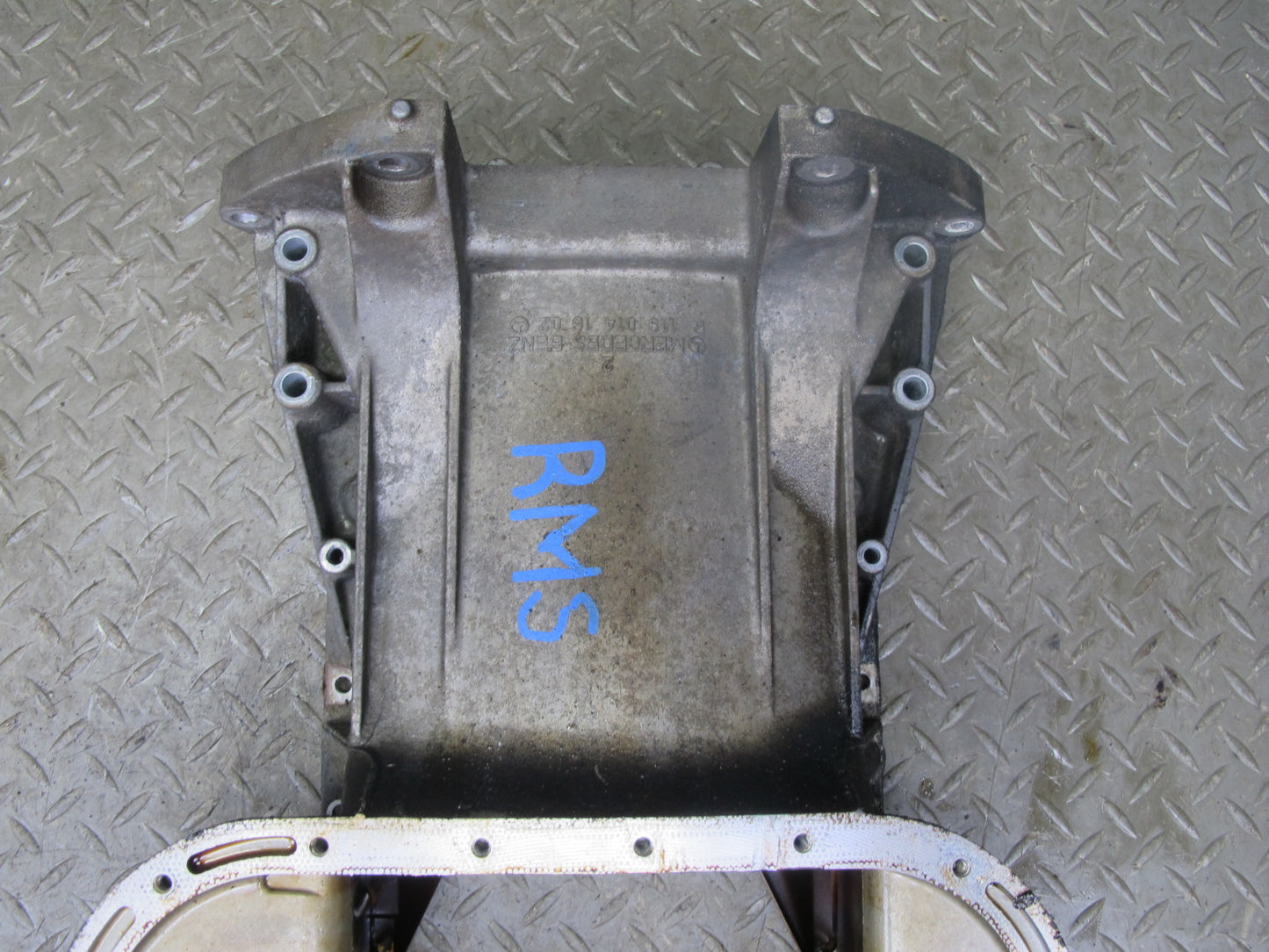 94-99 Mercedes W140 S500 M119 Engine Upper Oil Pan 1190141602 OEM