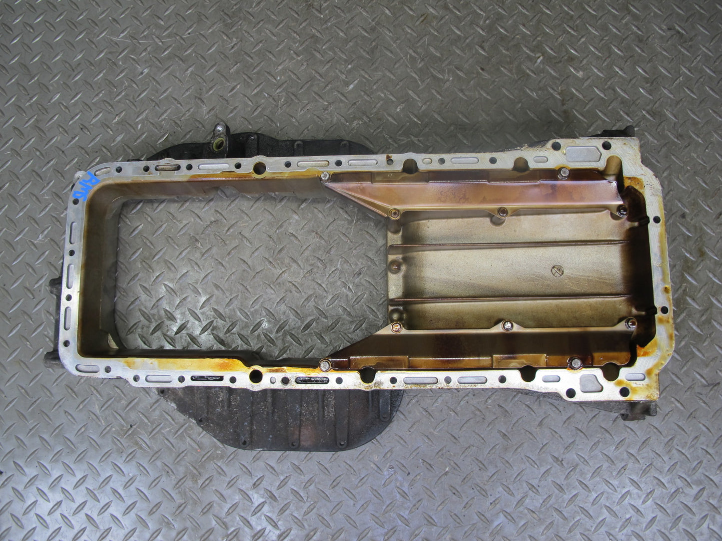 94-99 Mercedes W140 S500 M119 Engine Upper Oil Pan 1190141602 OEM