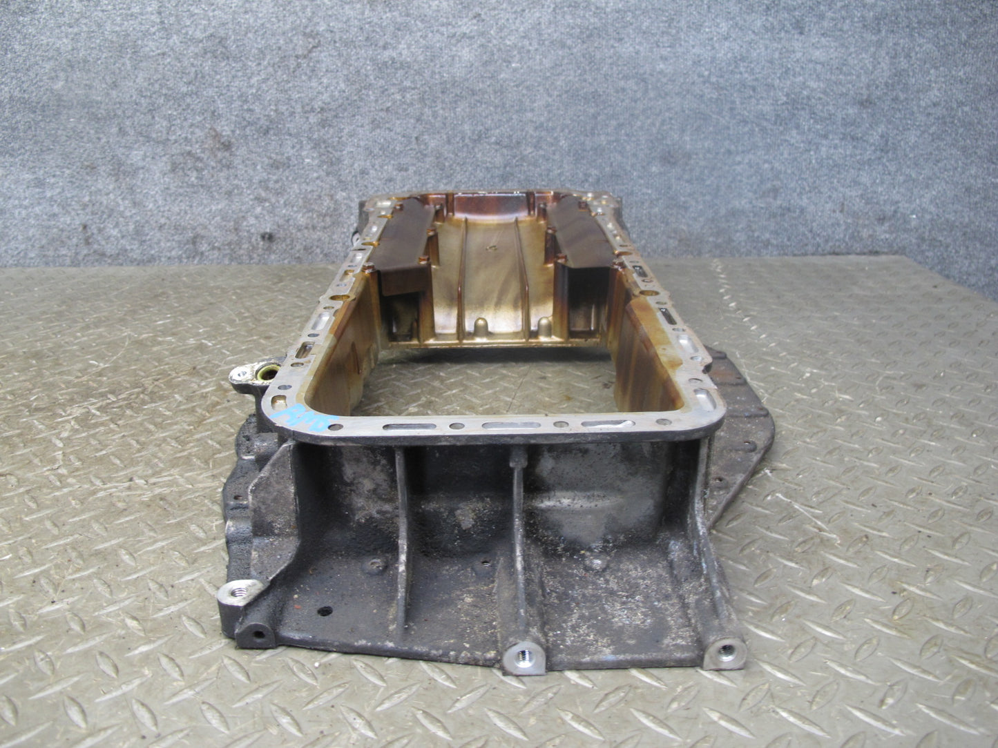 94-99 Mercedes W140 S500 M119 Engine Upper Oil Pan 1190141602 OEM
