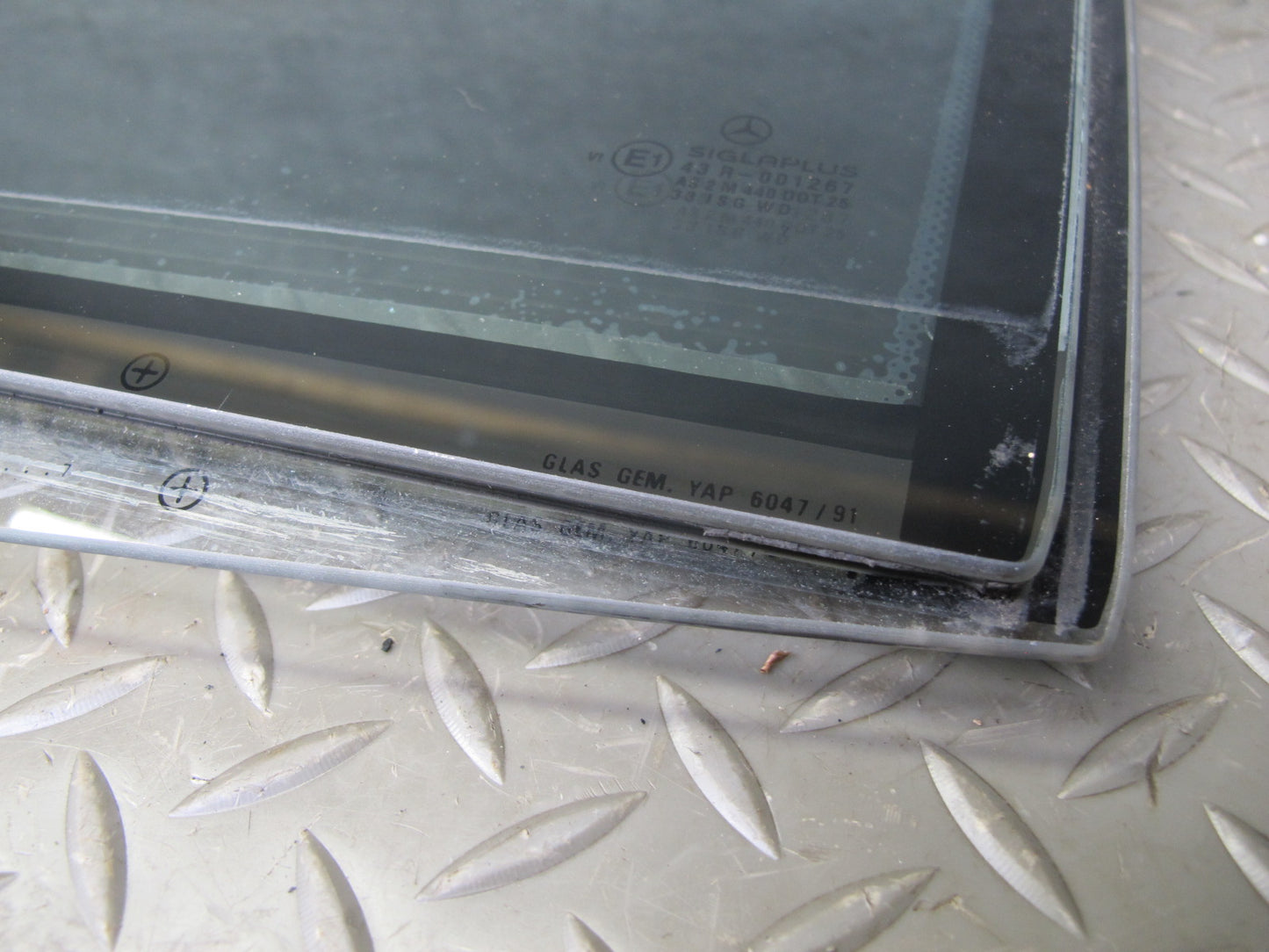 96-99 Mercedes W140 S-class Sedan Rear Left Door Glass Window OEM